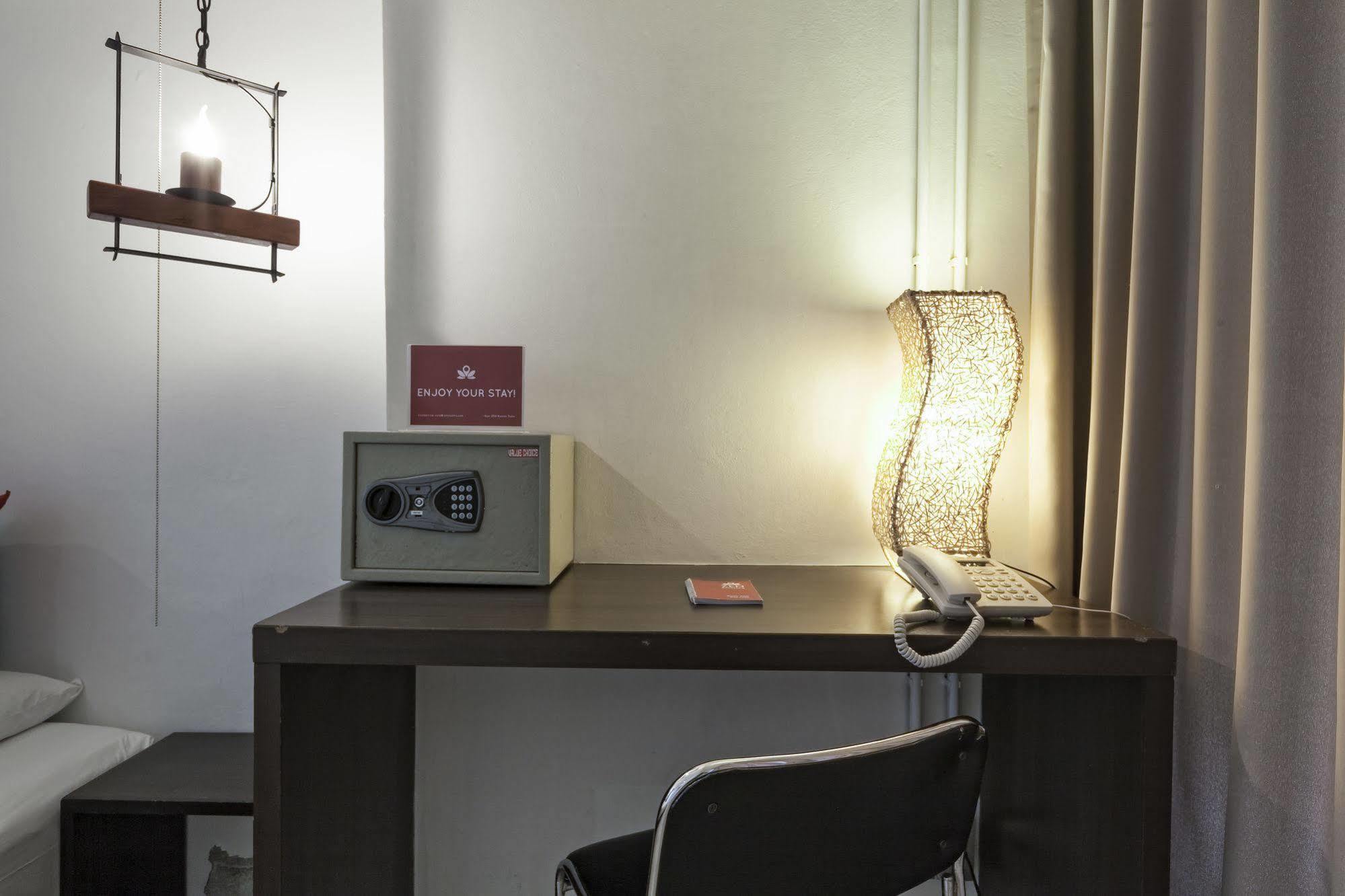 Zen Rooms Basic Nanai Phuket パトン エクステリア 写真